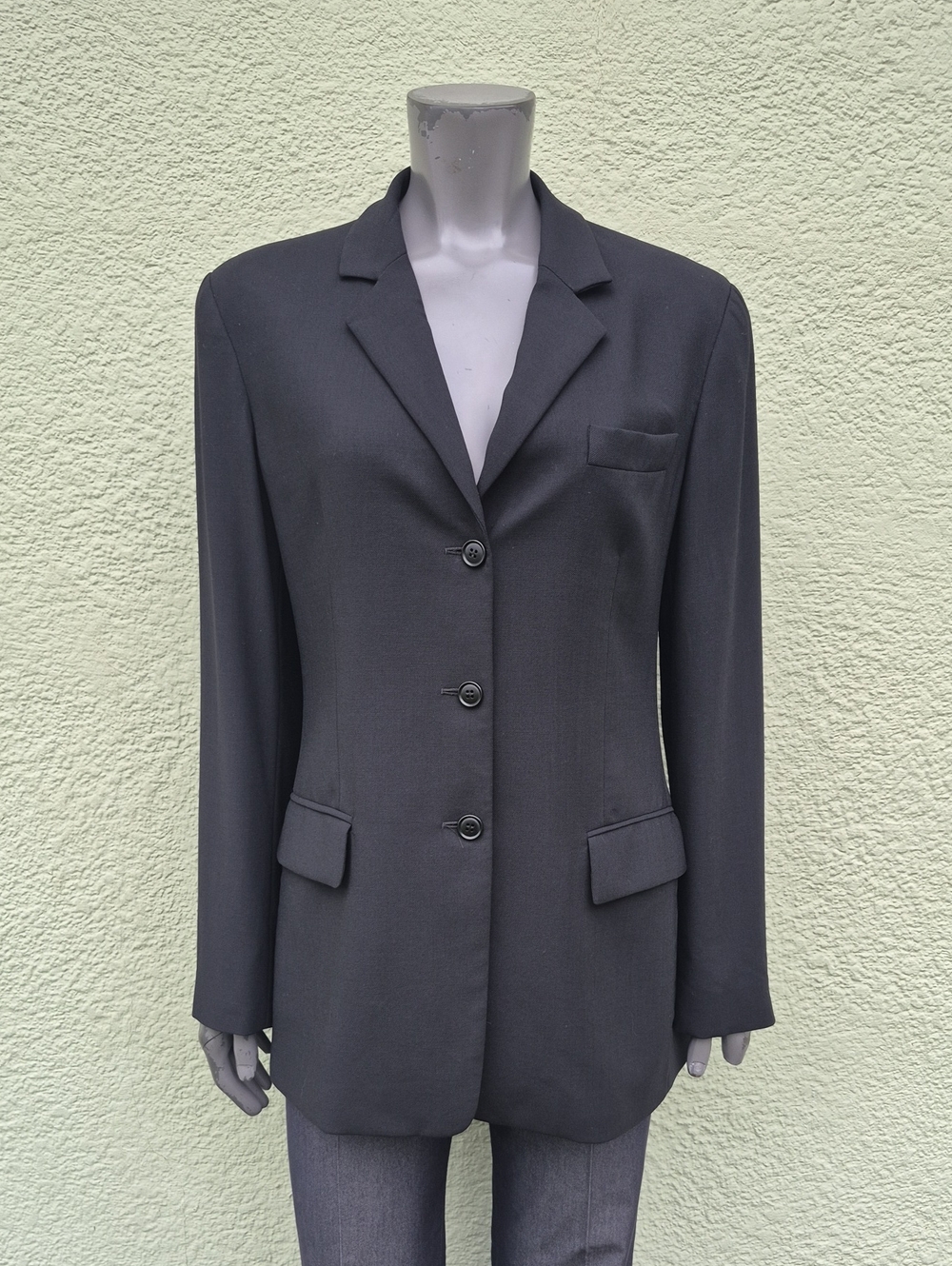 Calvin Klein (Italy) Ladies Vintage Black Pure Wool (3) Button Luxury Blazer